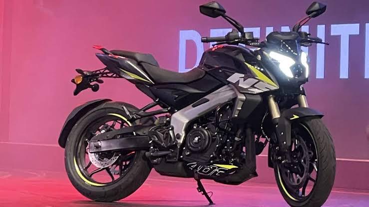 Bajaj Auto Records 20% Growth in September 2024 Sales, Beating Market Expectations